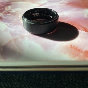 Black JVL Tungsten, size 7